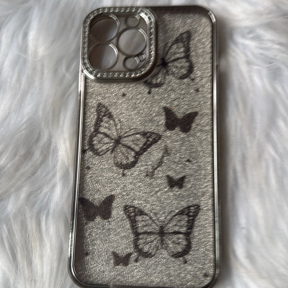 ✨iPhone 13 Pro Max Case✨️